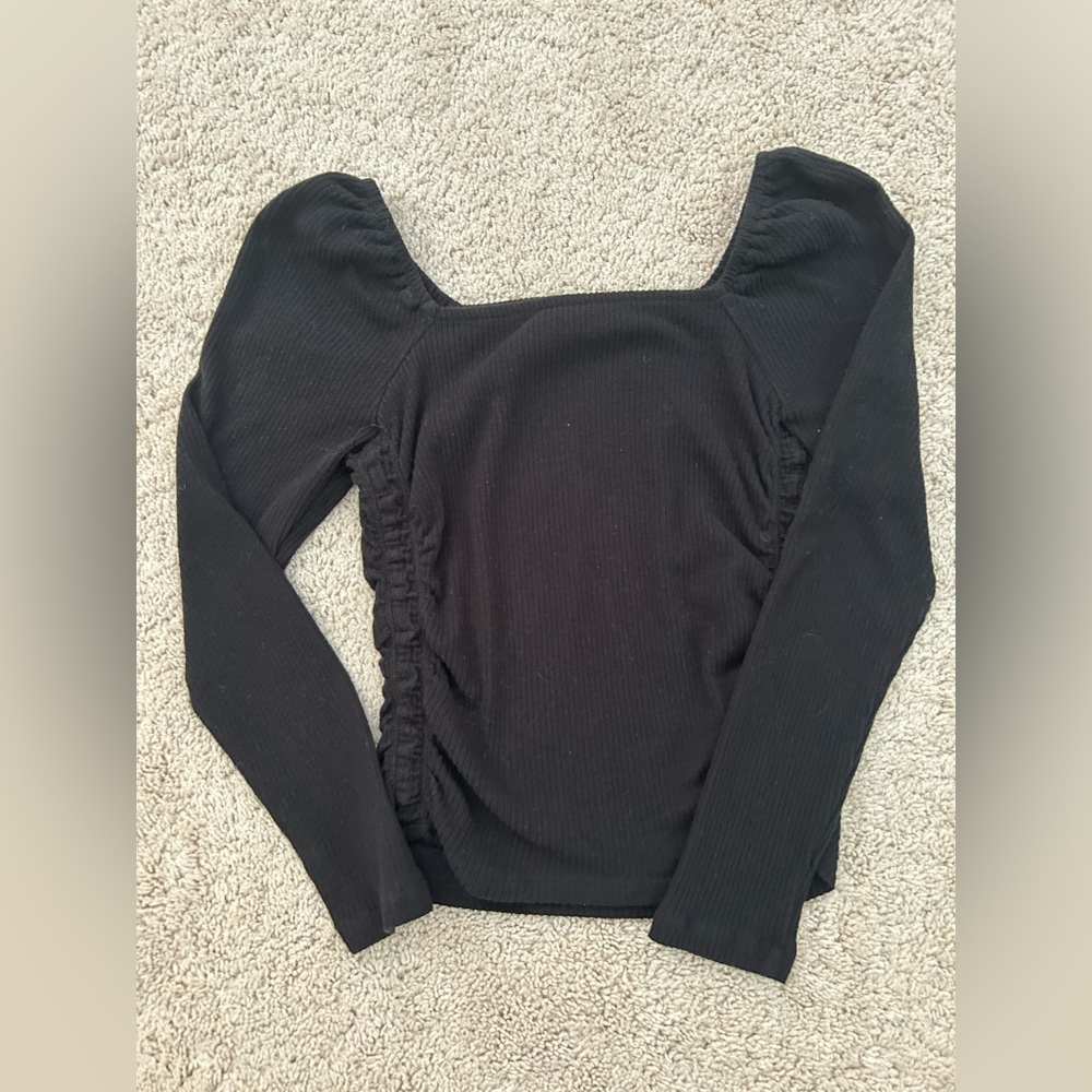Girls black ruched black long sleeve top in size 7/8